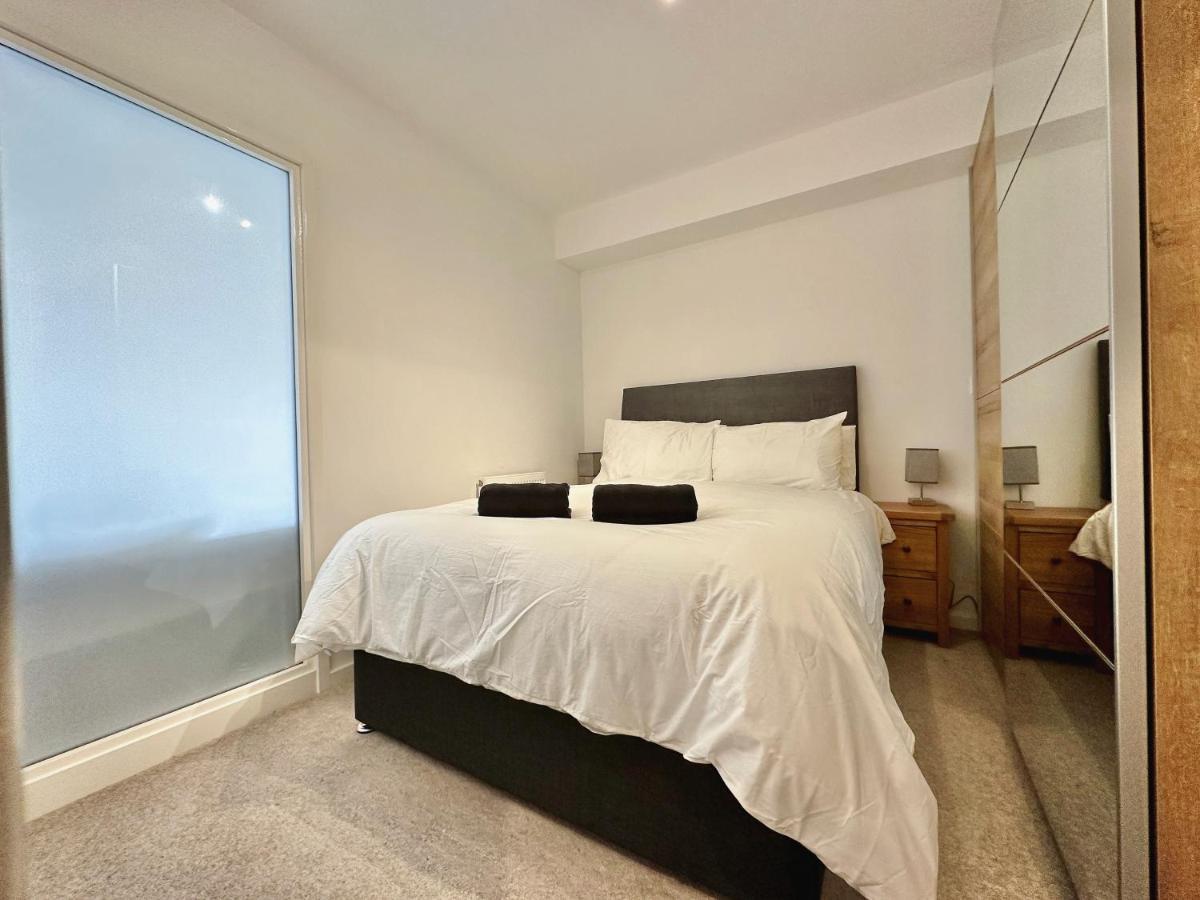 Serviced Apartments Nailsea Exterior foto