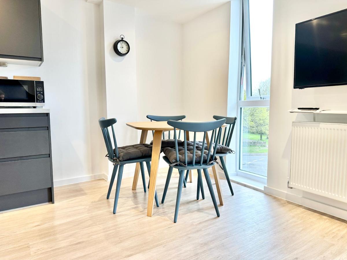 Serviced Apartments Nailsea Exterior foto